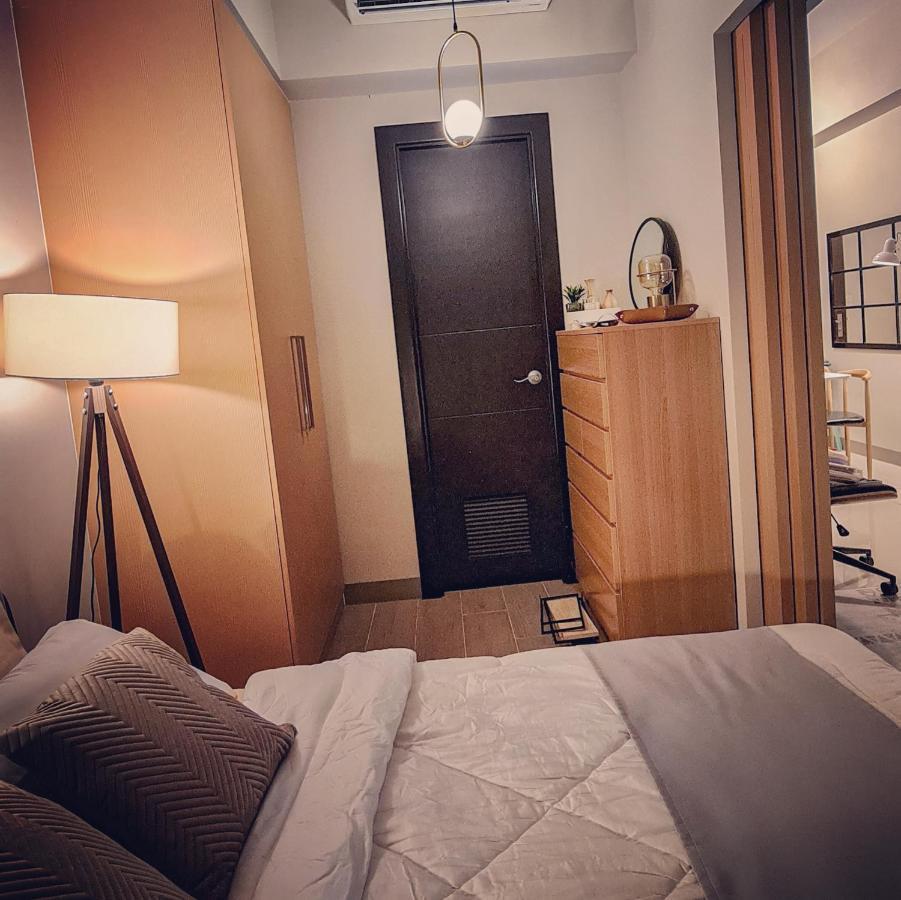 Luxe Bonifacio Global City Taguig Uptown Condo Hotel 1 Bedroom Suite Екстер'єр фото