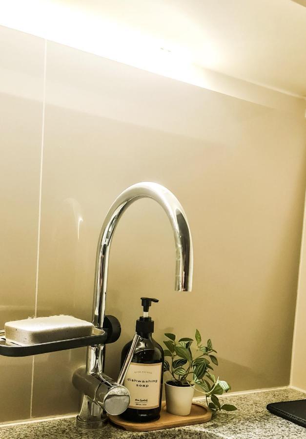 Luxe Bonifacio Global City Taguig Uptown Condo Hotel 1 Bedroom Suite Екстер'єр фото