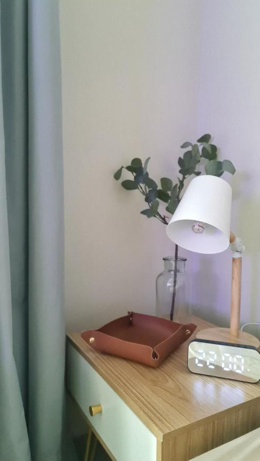 Luxe Bonifacio Global City Taguig Uptown Condo Hotel 1 Bedroom Suite Екстер'єр фото