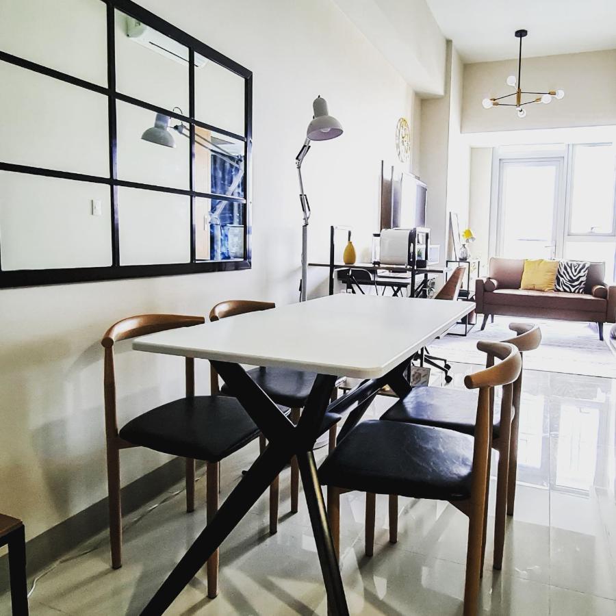 Luxe Bonifacio Global City Taguig Uptown Condo Hotel 1 Bedroom Suite Екстер'єр фото